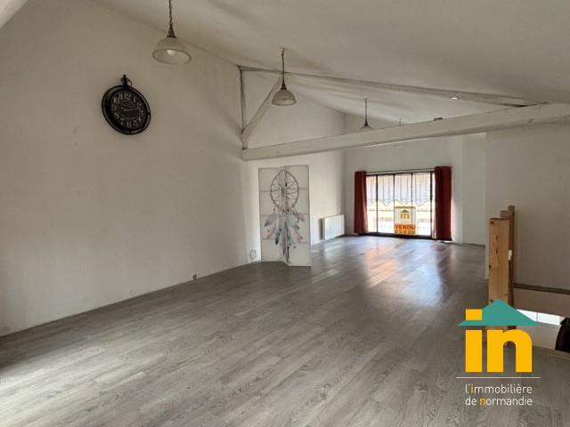 Maison de ville - 75 m² - 2 pièces