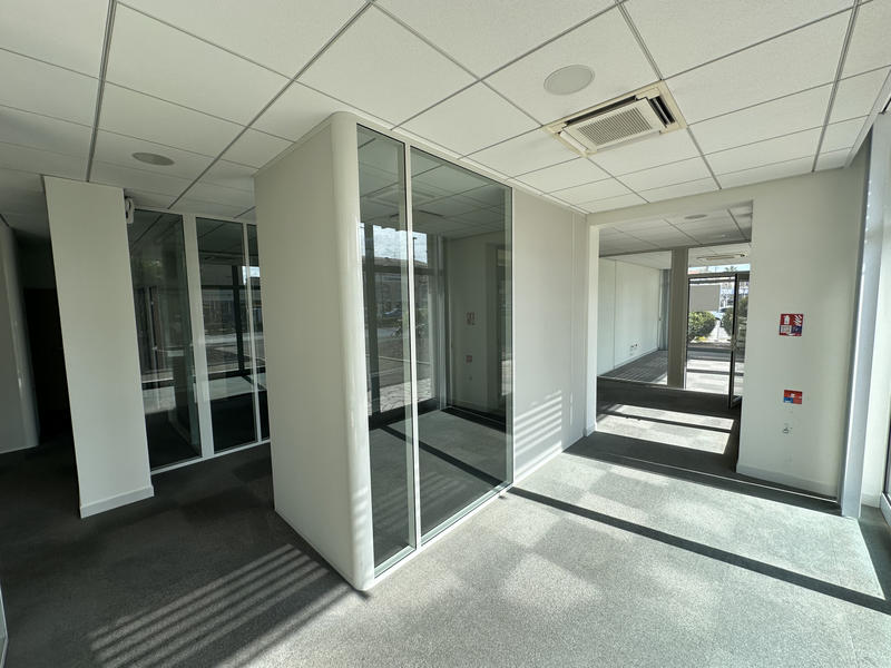 Bureau - 222 m²