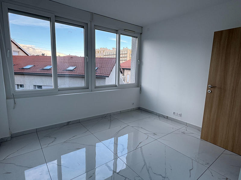 Appartement - 122 m² - 5 pièces