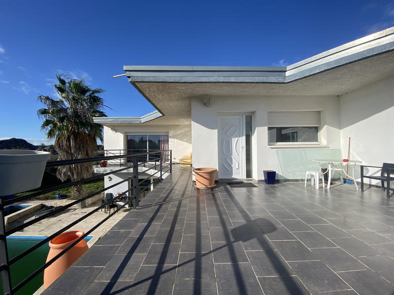 Villa - 370 m² - 8 pièces