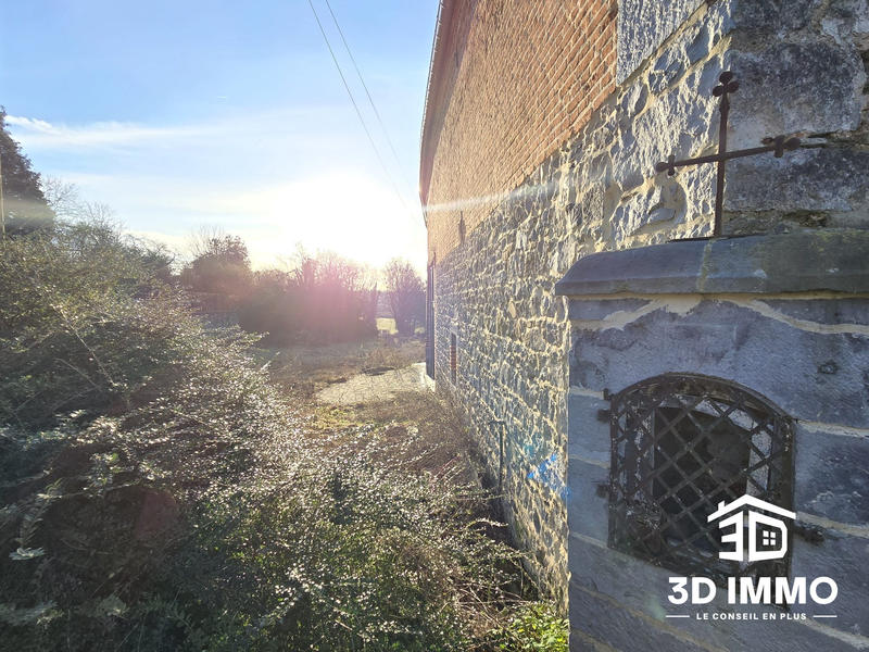 Maison - 305 m² - 7 pièces