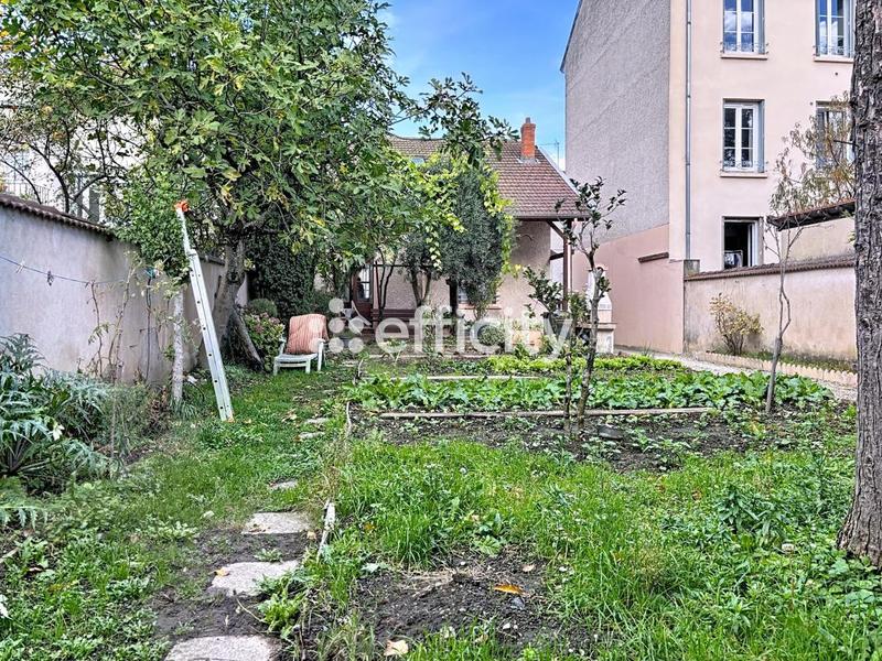 Pavillon - 112 m² - 5 pièces