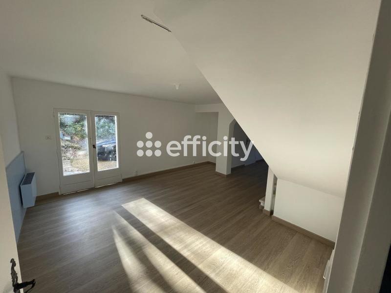 Maison - 170 m² - 7 pièces