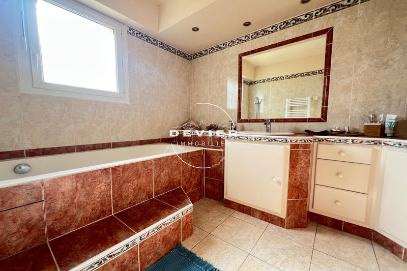 Maison - 91 m² - 4 pièces