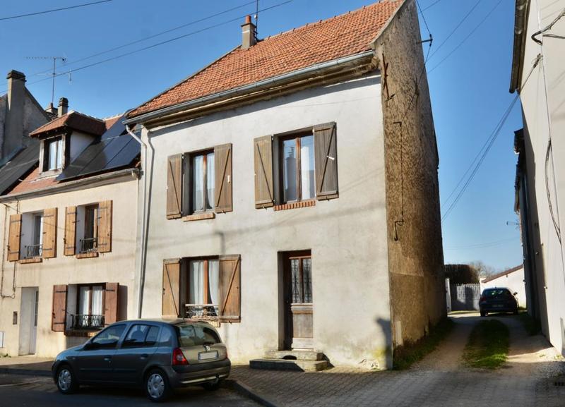 Maison - 90 m² - 3 pièces