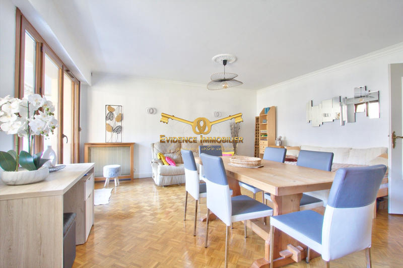 Appartement - 134 m² - 5 pièces