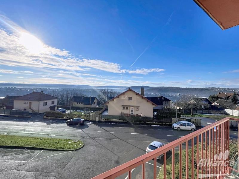 Appartement - 63 m² - 4 pièces