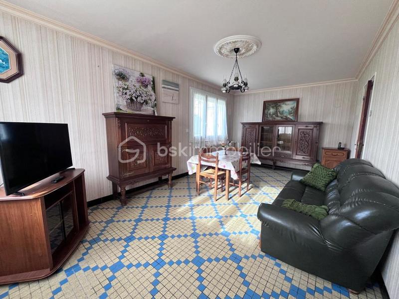 Maison traditionnelle - 120 m² - 7 pièces