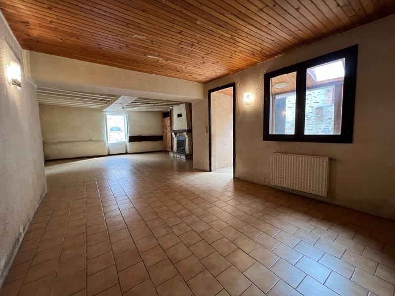 Maison - 224 m² - 7 pièces