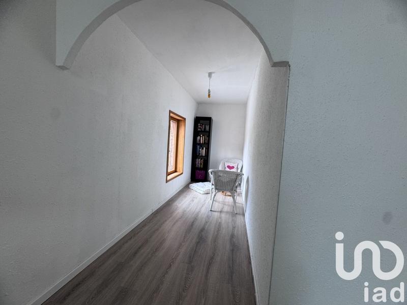 Maison - 235 m² - 6 pièces