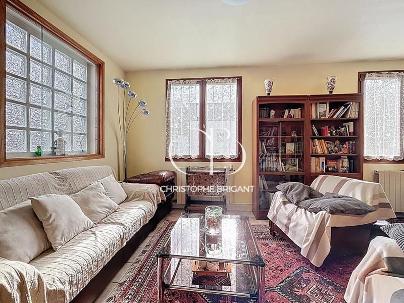 Maison - 135 m² - 6 pièces