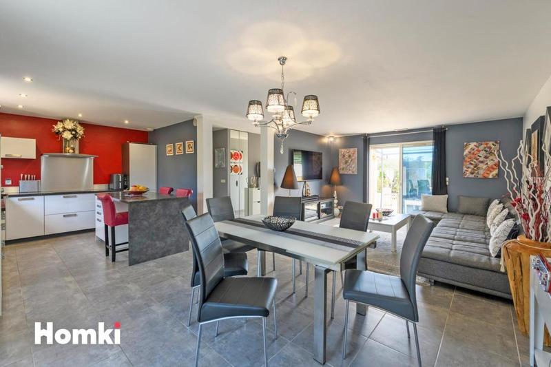 Maison - 141 m² - 5 pièces