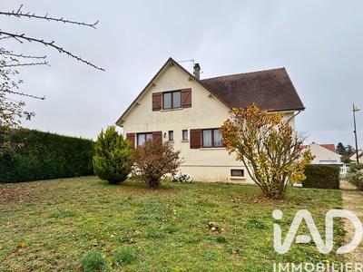 Maison - 178 m² - 7 pièces