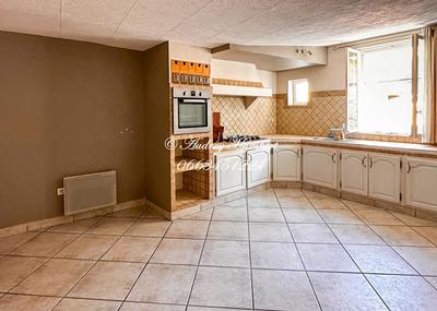 Maison - 98 m² - 4 pièces