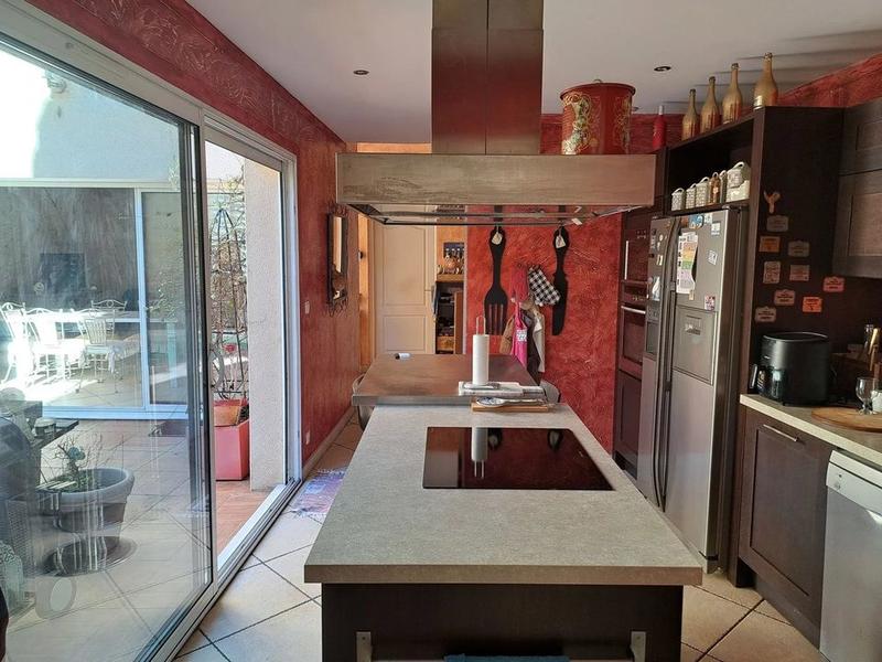 Maison - 158 m² - 6 pièces