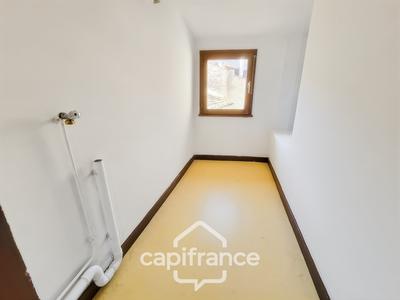 Appartement ancien - 68 m² - 3 pièces