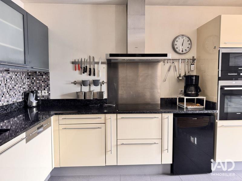 Appartement - 146 m² - 6 pièces