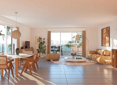 Appartement - 87 m² - 4 pièces