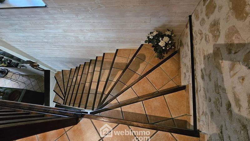 Maison - 180 m² - 6 pièces