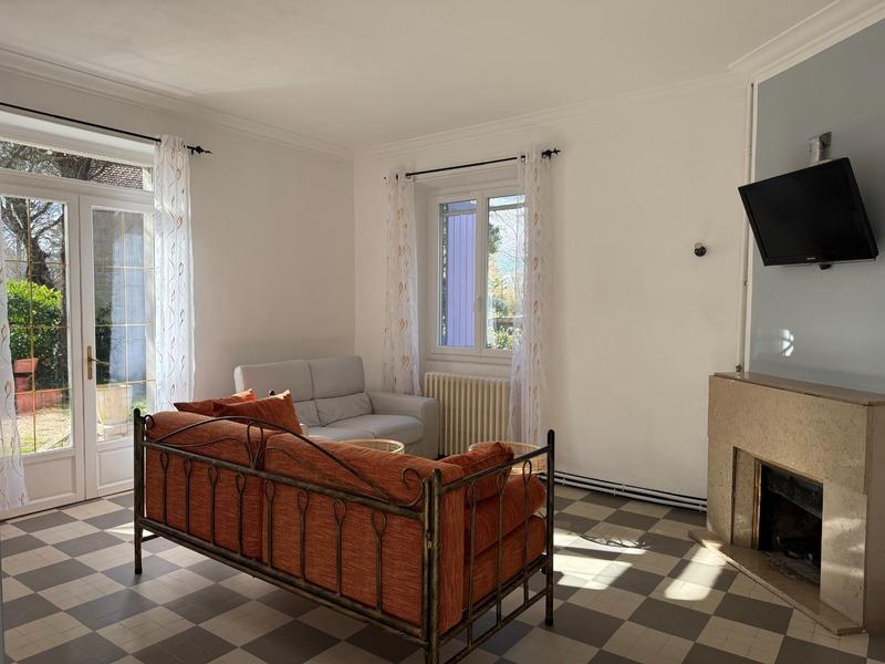 Maison en pierre - 151 m² - 6 pièces