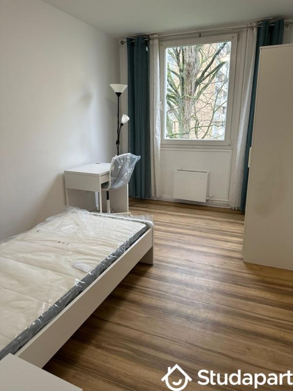 Chambre - 12 m² - 1 pièce