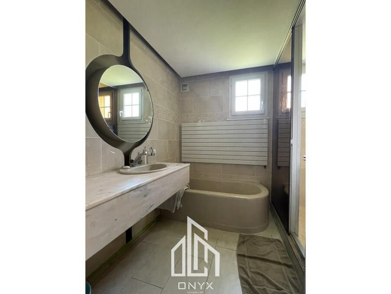 Maison - 160 m² - 7 pièces