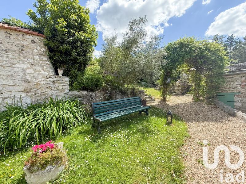 Maison - 211 m² - 8 pièces