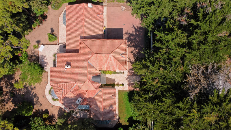 Maison - 344 m² - 7 pièces