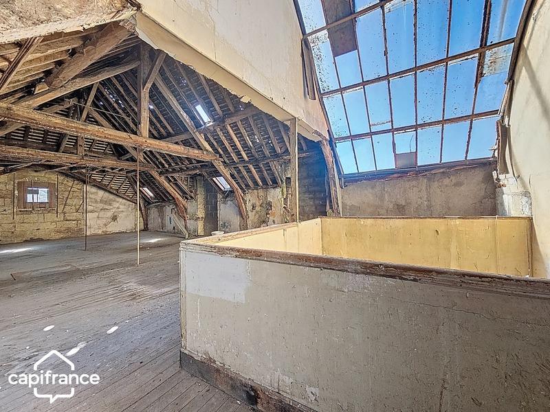 Immeuble - 330 m² - 11 pièces