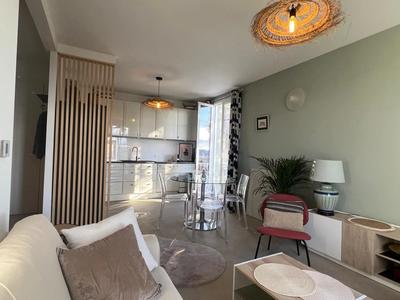 Appartement - 75 m² - 4 pièces