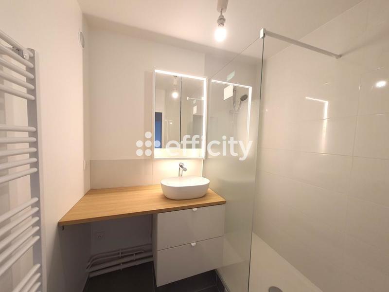 Appartement - 87 m² - 4 pièces