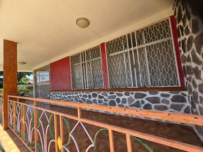 Villa - 95 m² - 4 pièces