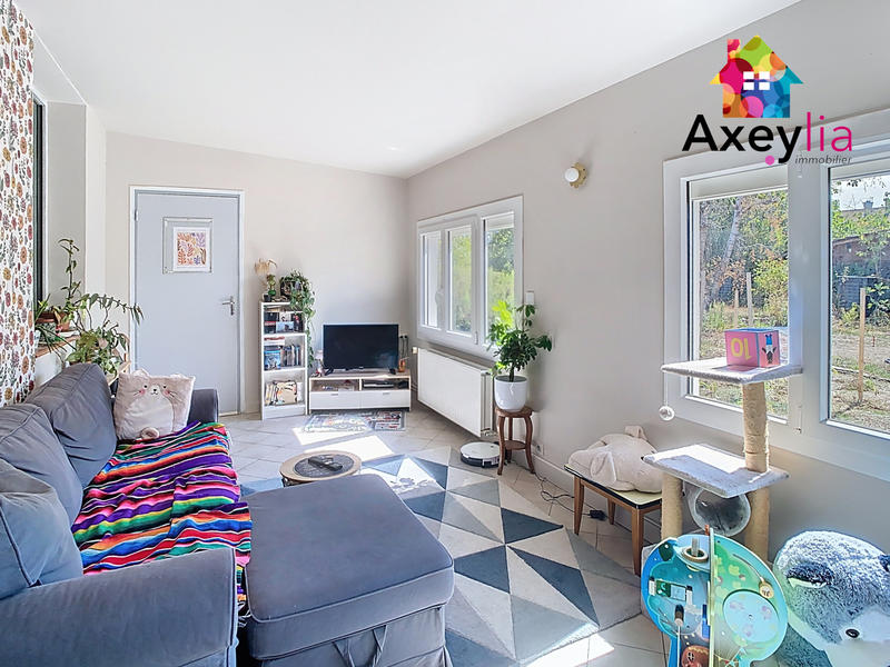 Maison - 96 m² - 5 pièces