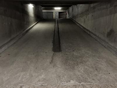 Parking / Garage - 12 m²