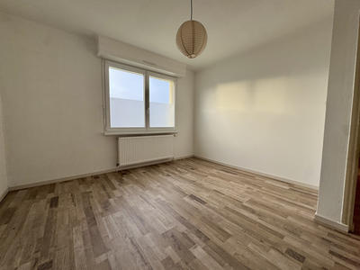 Appartement - 82 m² - 5 pièces