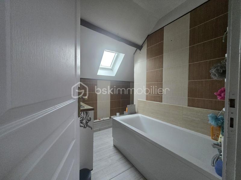 Maison de village - 100 m² - 4 pièces