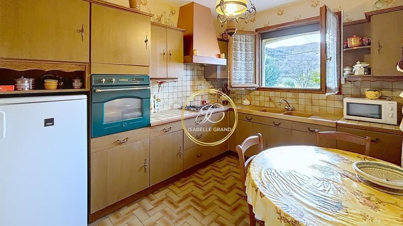 Pavillon - 210 m² - 7 pièces