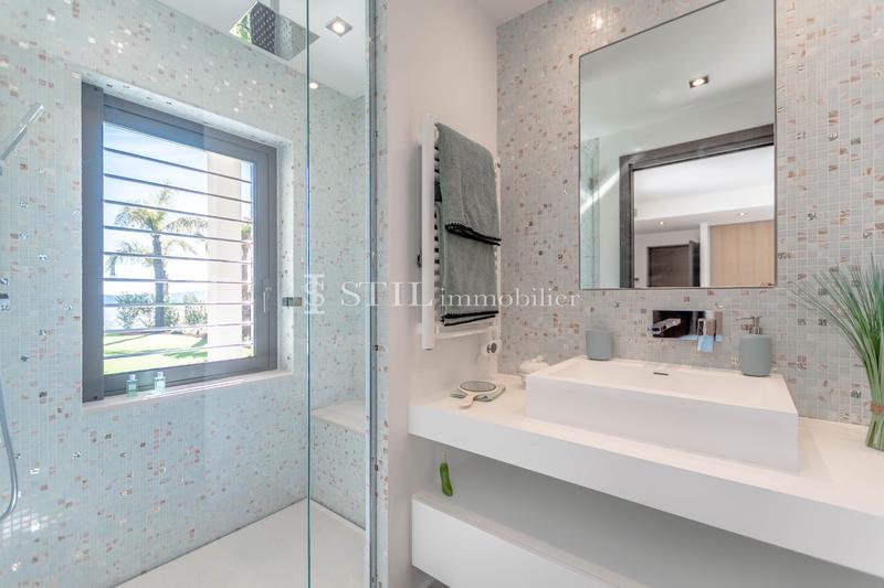 Villa - 310 m² - 7 pièces