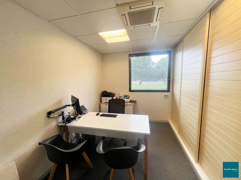 Bureau - 140 m²