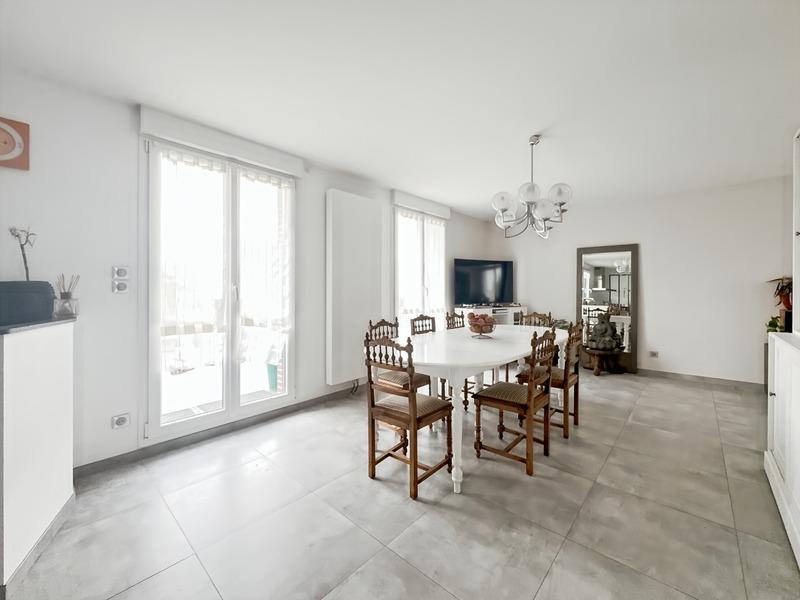 Maison - 130 m² - 7 pièces