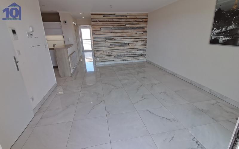 Appartement sur toit - 57 m² - 3 pièces