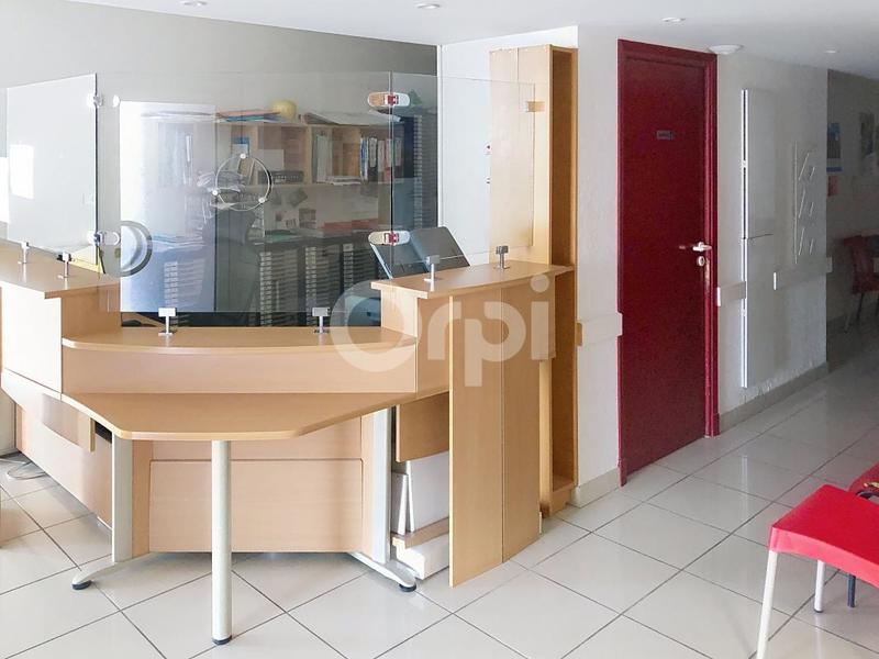 Local d'activité / Entrepôt - 180 m²