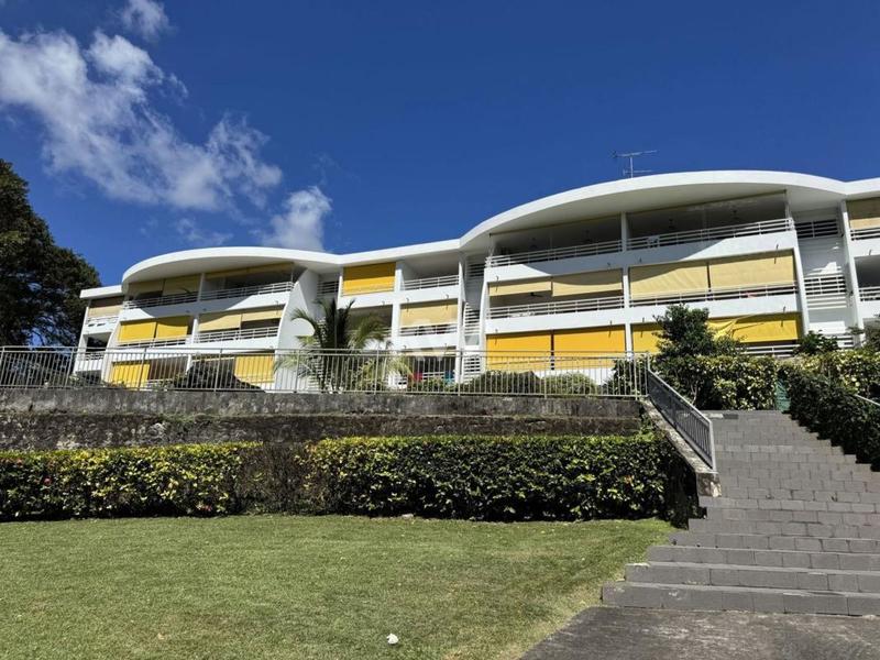 Appartement - 60 m² - 2 pièces