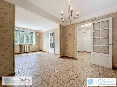 Maison - 68 m² - 5 pièces