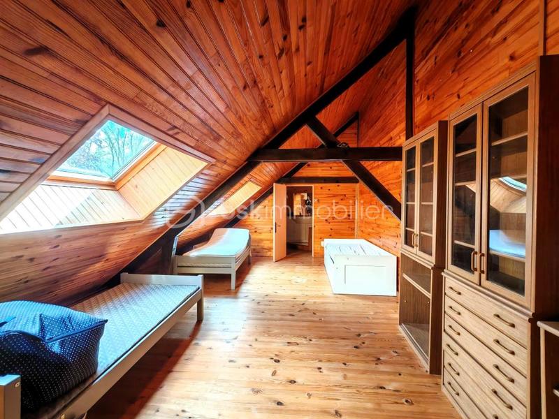 Pavillon - 416 m² - 11 pièces