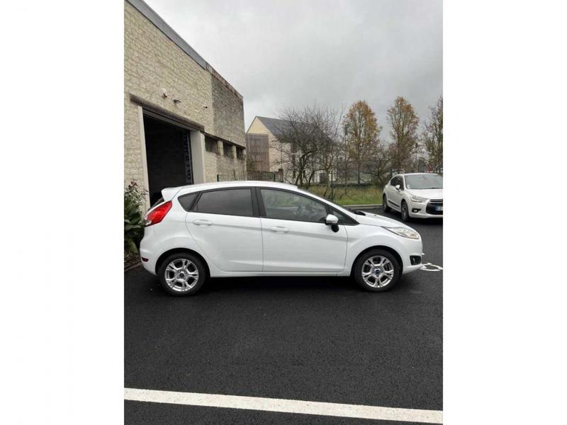 Ford Fiesta 1.25i - 82 II 2008 Berline Edition Phase 2