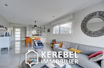 Maison - 134 m² - 7 pièces