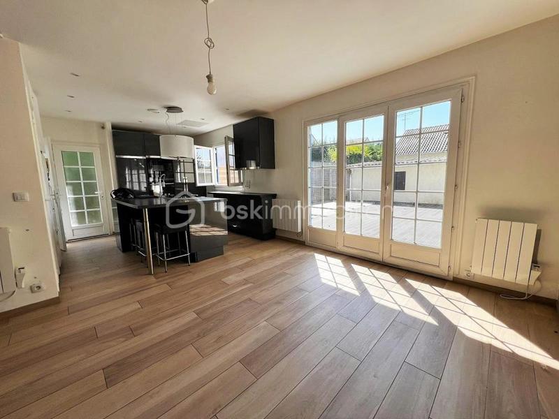 Maison - 80 m² - 5 pièces