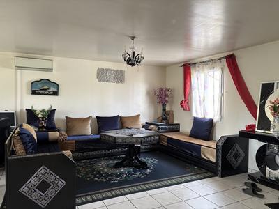 Maison - 120 m² - 5 pièces