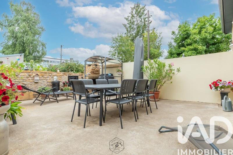 Maison - 138 m² - 6 pièces